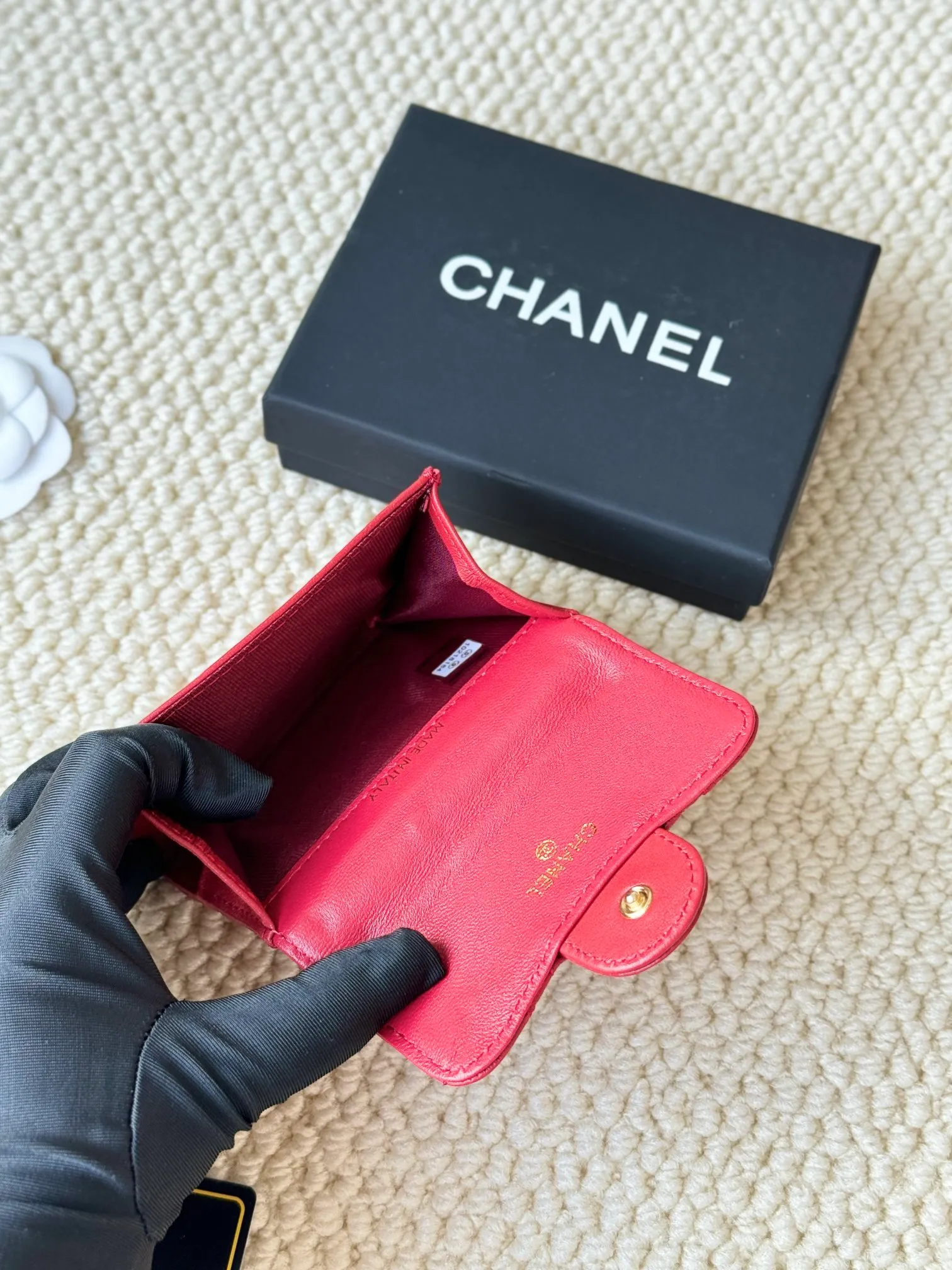 💰120 chanel lambskin model number: AP458 The most classic card holder, coin purse, Chanel classic flap card holder. Sheepskin series card holder and coin purse in one, with slip pocket on the back. Size: 7.5 × 11.3 × 2.1 cm