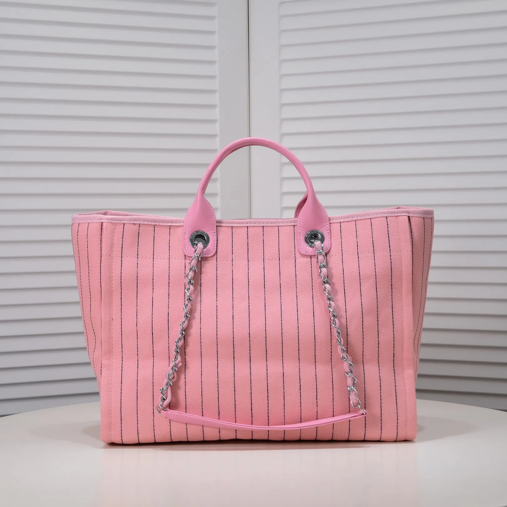 💰420￥Pink👑Chanel 2023 new beach bag denim bag🎉🎉Women's shoulder portable shopping bag large capacity mommy fashion simple chain bag✅✅✅👍👍 Style number: 67178-8 Size: top width 48/bottom width 38/height 30/thickness 14 cm