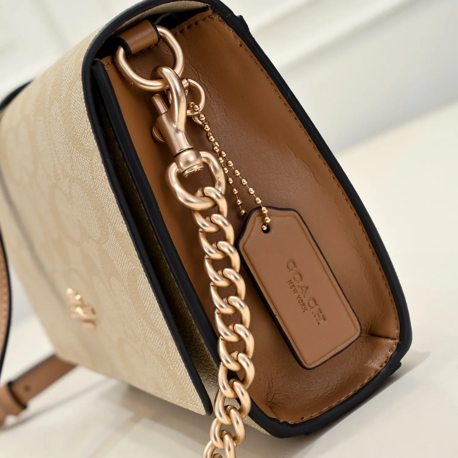 Style number CP66 Size: 21.5*13*5cm