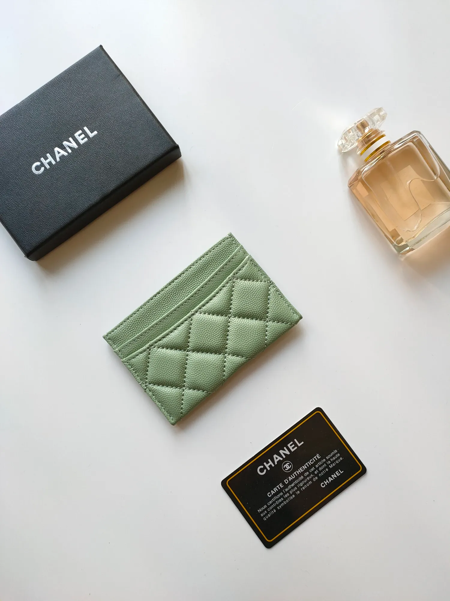 💰90 CHANEL Chanel counter classic card holder👍Model number: AP446 Made of caviar cowhide, size: 7.5×11.2×0.5cm 😍😍Fine workmanship and high-end quality