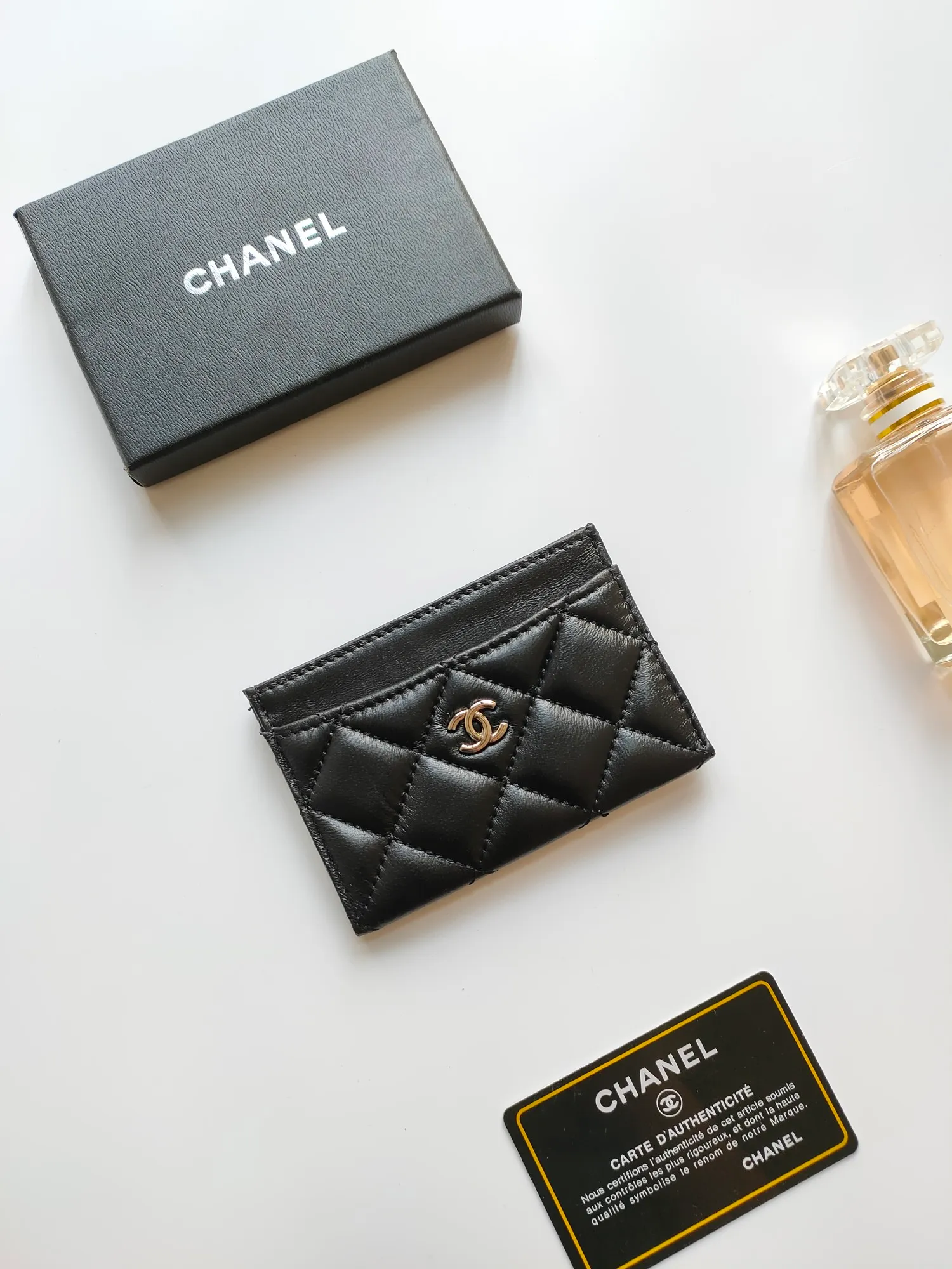 💰90 CHANEL Chanel counter style classic card holder👍Model number: AP446 Size: 7.5×11.2×0.5cm Sheepskin inside and outside😍😍Fine workmanship and high-end quality