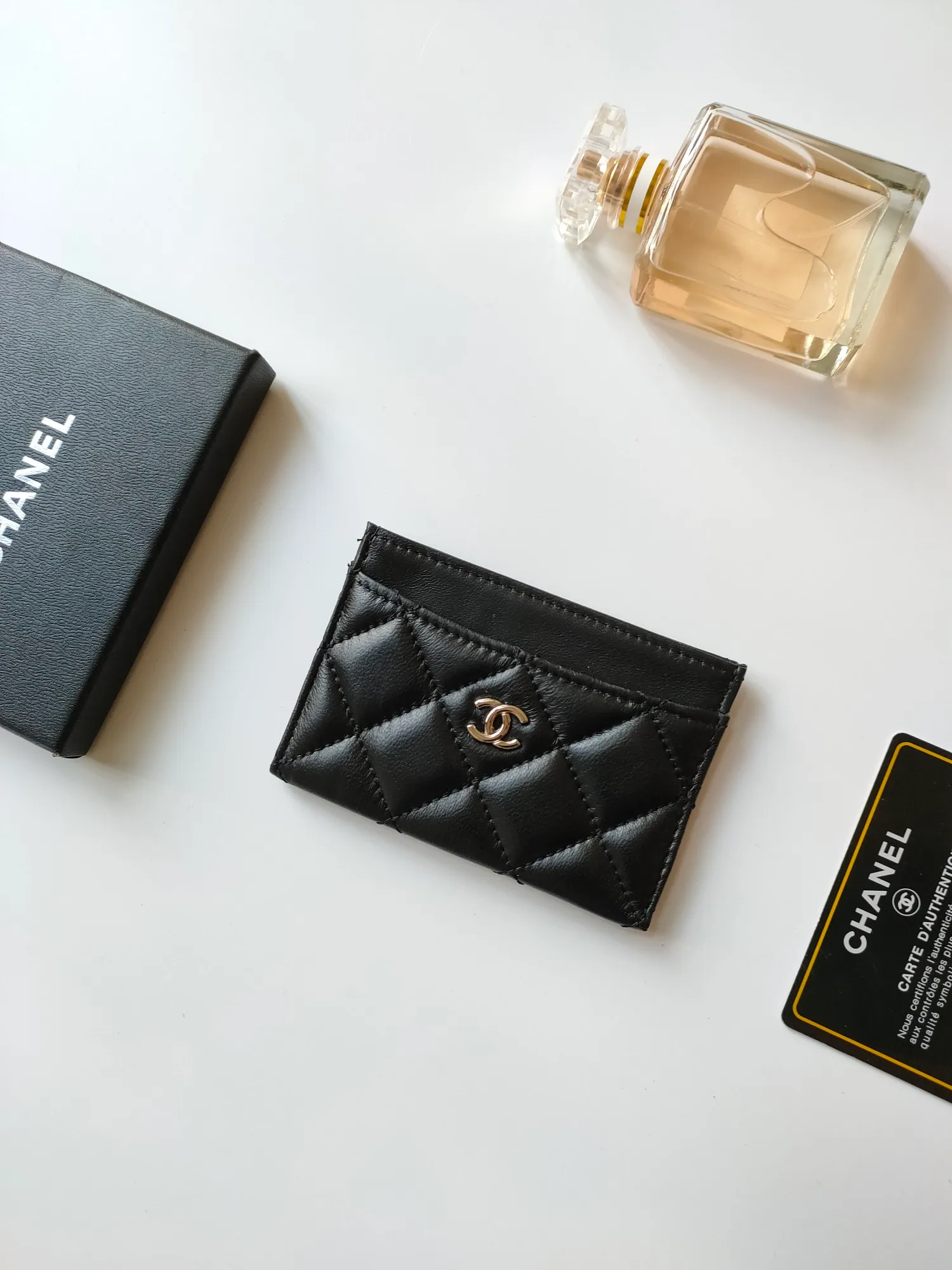 💰90 CHANEL Chanel counter style classic card holder👍Model number: AP446 Size: 7.5×11.2×0.5cm Sheepskin inside and outside😍😍Fine workmanship and high-end quality