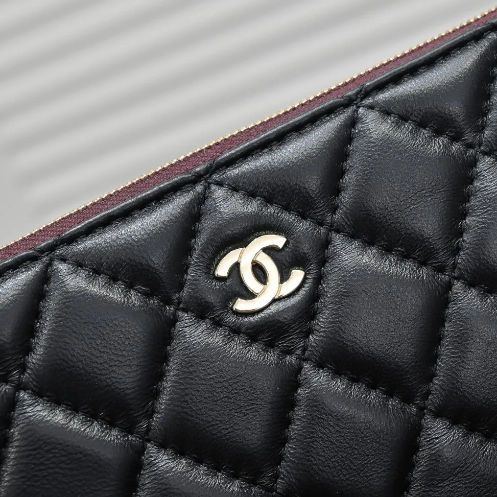 💰340￥Gold buckle with box Chanel/Chanel🔥Original sheepskin ⚡⚡The latest official website🐏Sheepskin rhombus handbag👏👏more fashionable and trendy📢 📢It looks more noble and generous when you get it💗💗Synchronized with all major counters🎀🎀Size: 34*24cm Style number: 80573