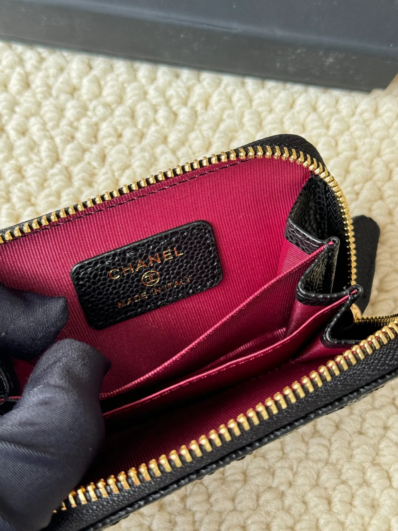 💰120 Style No.: AP462 Chanel Caviar Leather Series Chanel Card Holder ❤Coin Purse️❤️ Impeccable workmanship details, insisting on high quality Size: 10x9cm