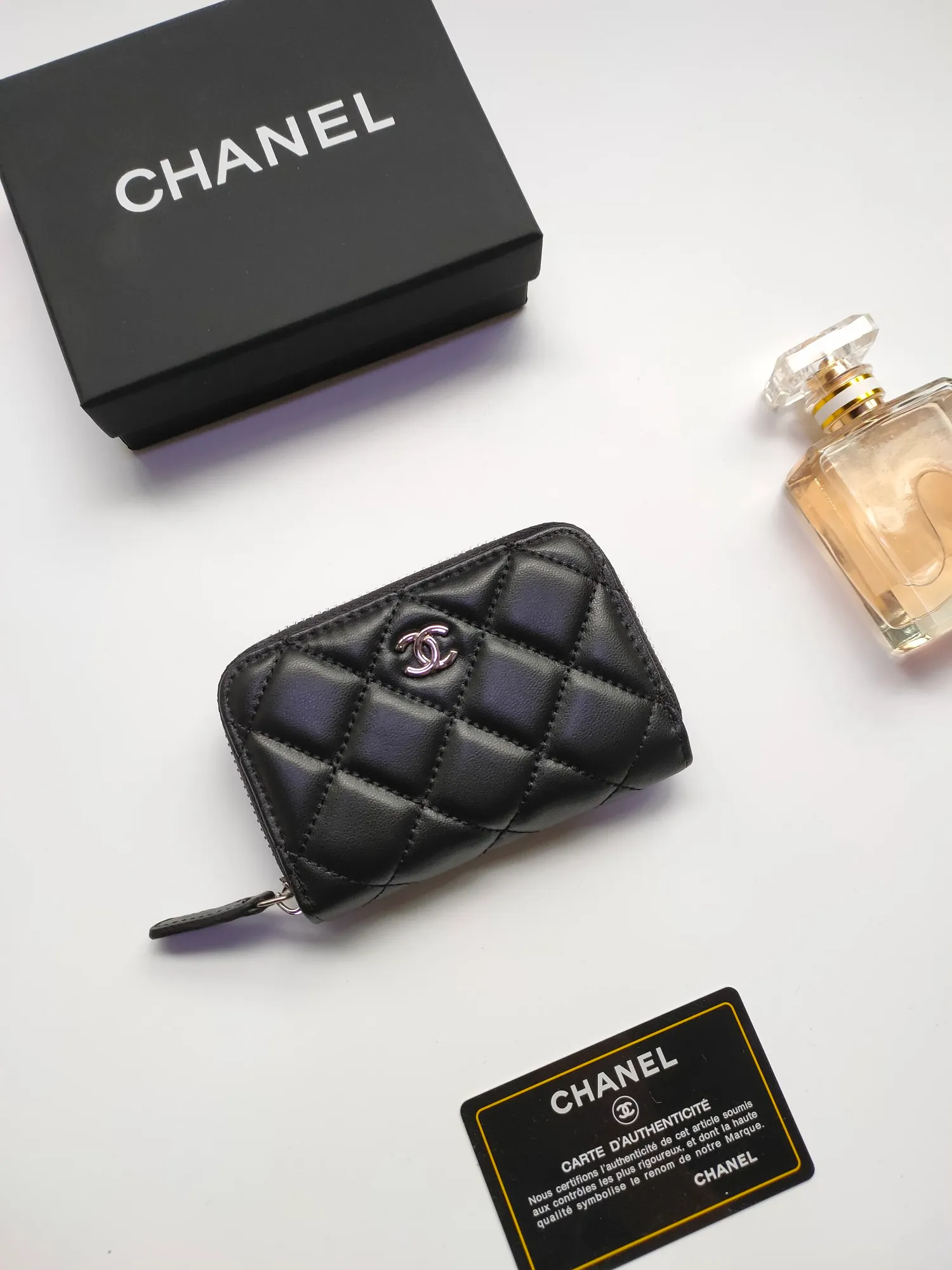 ￥110 Chanel card holder❤Coin purse️❤️Full leather inside and outside. Counter style. Impeccable workmanship details. Adhere to high quality. Style number: AP452 Size: 10x9cm