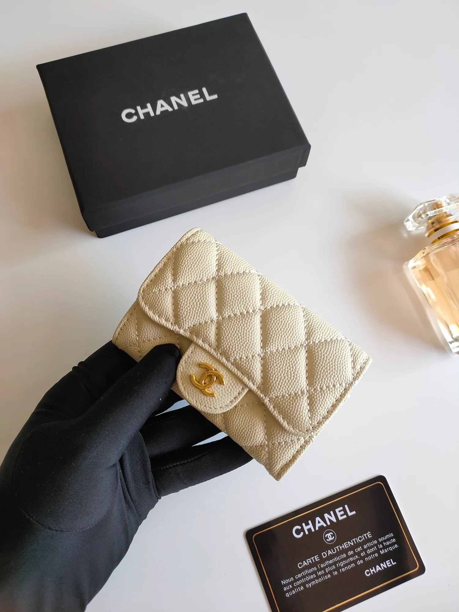 ￥110 CHANEL Chanel classic flap card holder. Imported sheepskin and caviar cowhide, card holder and coin purse integrated, with slip pocket on the back, model number: AP448, size: 7.5 × 11.3 × 2.1 cm