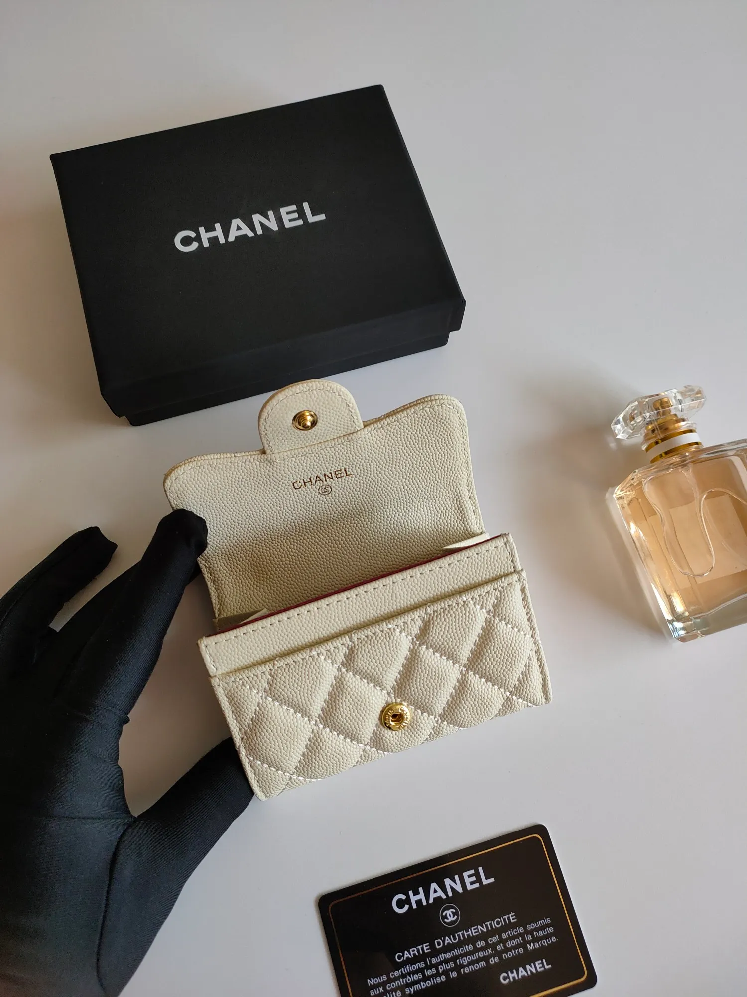 ￥110 CHANEL Chanel classic flap card holder. Imported sheepskin and caviar cowhide, card holder and coin purse integrated, with slip pocket on the back, model number: AP448, size: 7.5 × 11.3 × 2.1 cm