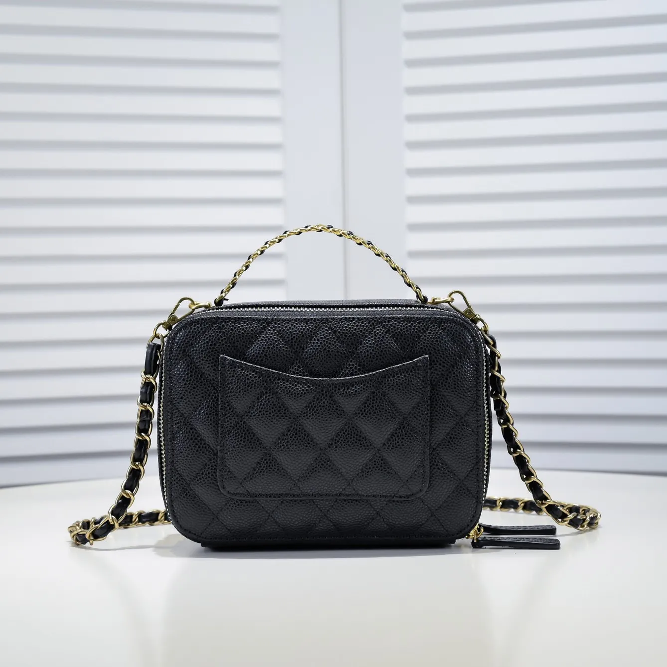 💰420￥Official website Chanel, caviar handle letter bag double c camera chain crossbody bag shipped in large quantities, style number: 9081 size: 20*9*15cm