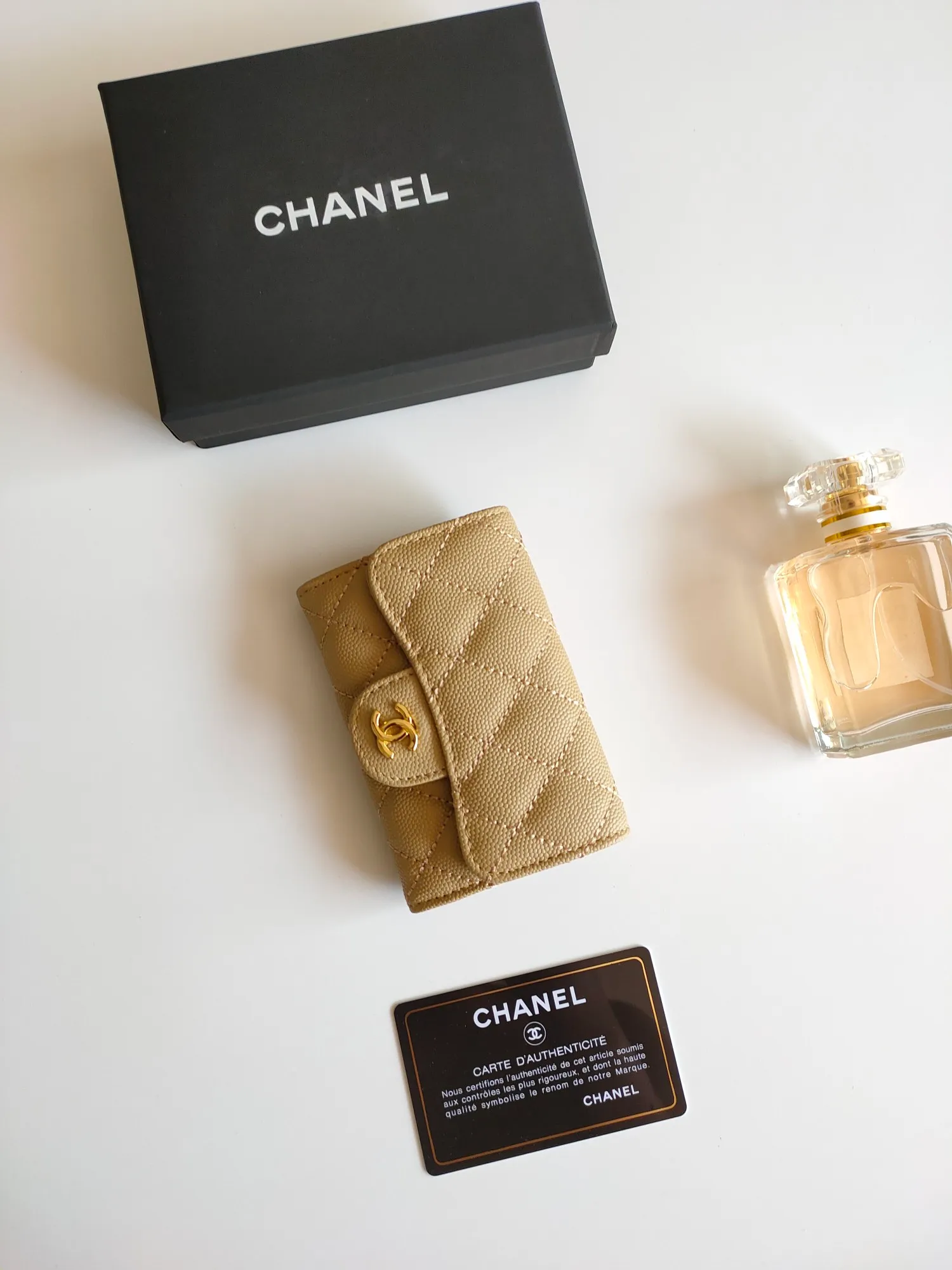 ￥110 CHANEL Chanel classic flap card holder. Imported sheepskin and caviar cowhide, card holder and coin purse integrated, with slip pocket on the back, model number: AP448, size: 7.5 × 11.3 × 2.1 cm