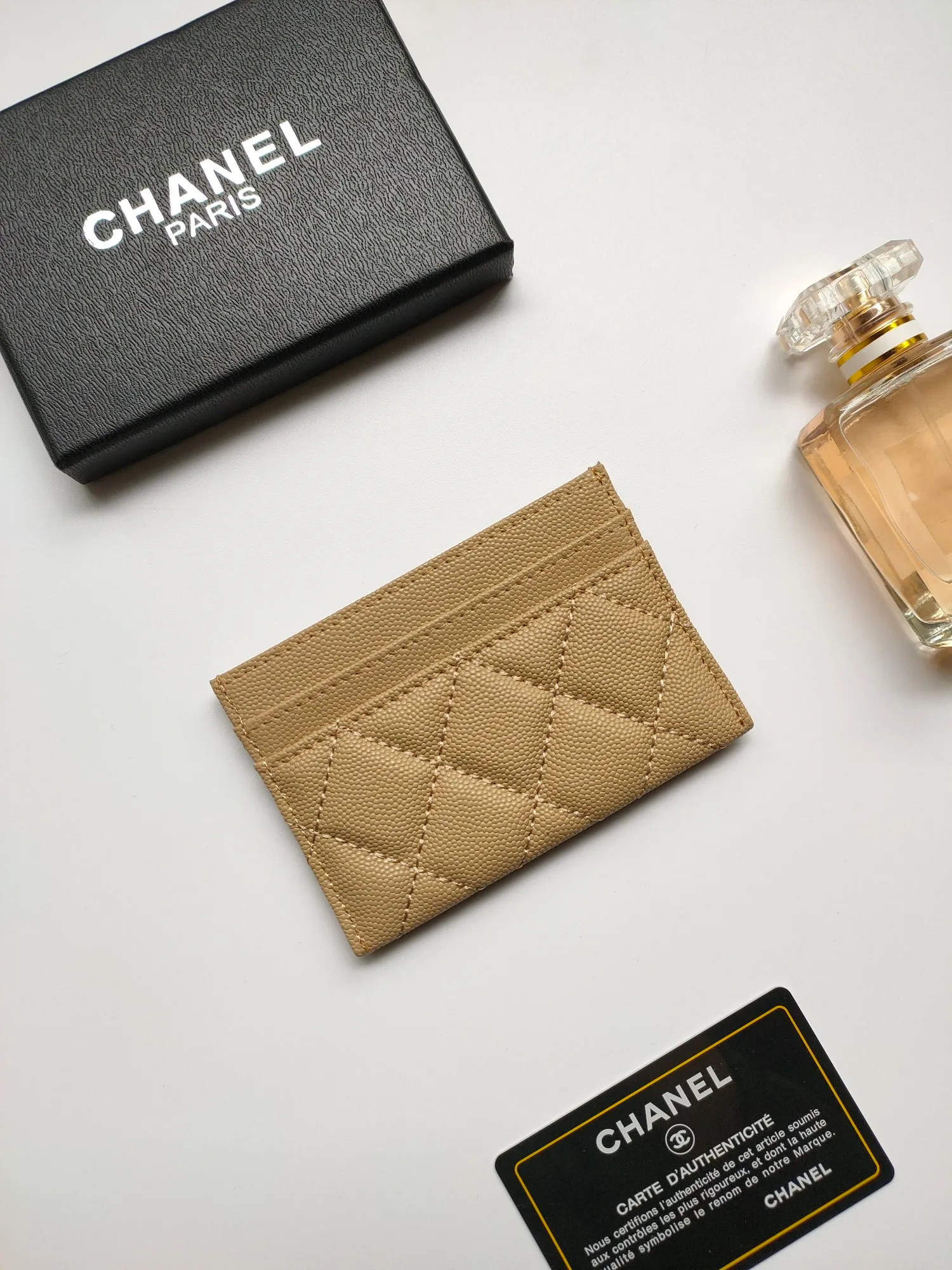 💰130 CHANEL Chanel counter new card holder👍Model number: AP5494 Size: 7.5 × 11.2 × 0.5 cm 😍😍Fine workmanship and high-end quality