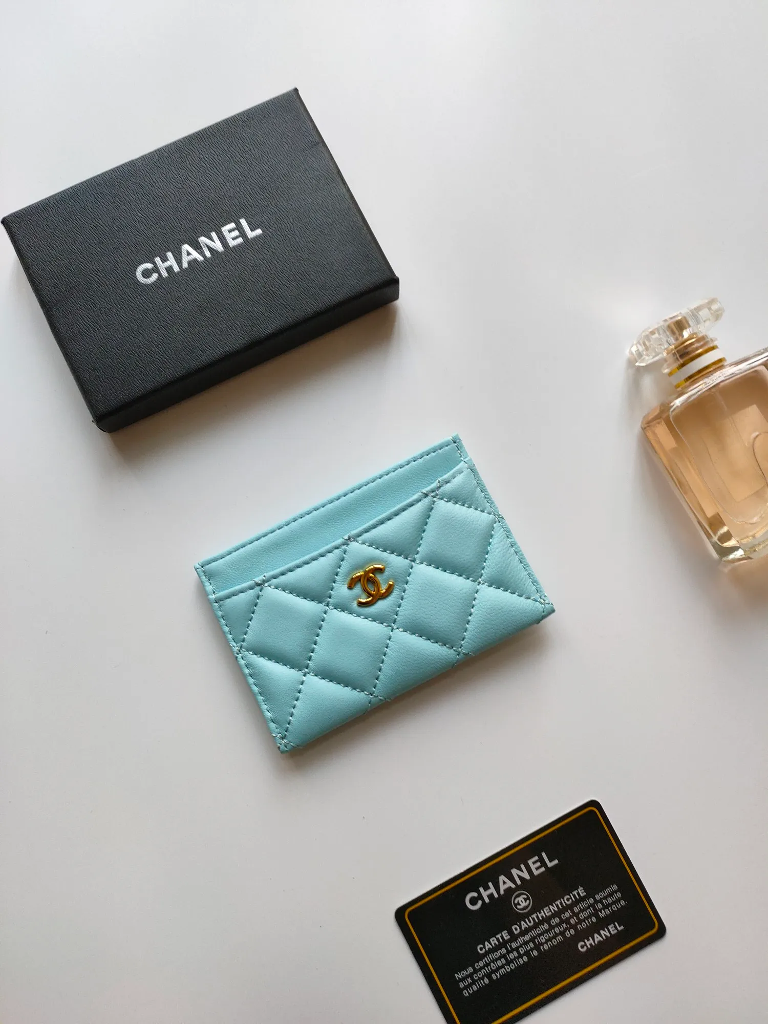 💰90 CHANEL Chanel counter style classic card holder👍Model number: AP446 Size: 7.5×11.2×0.5cm Sheepskin inside and outside😍😍Fine workmanship and high-end quality