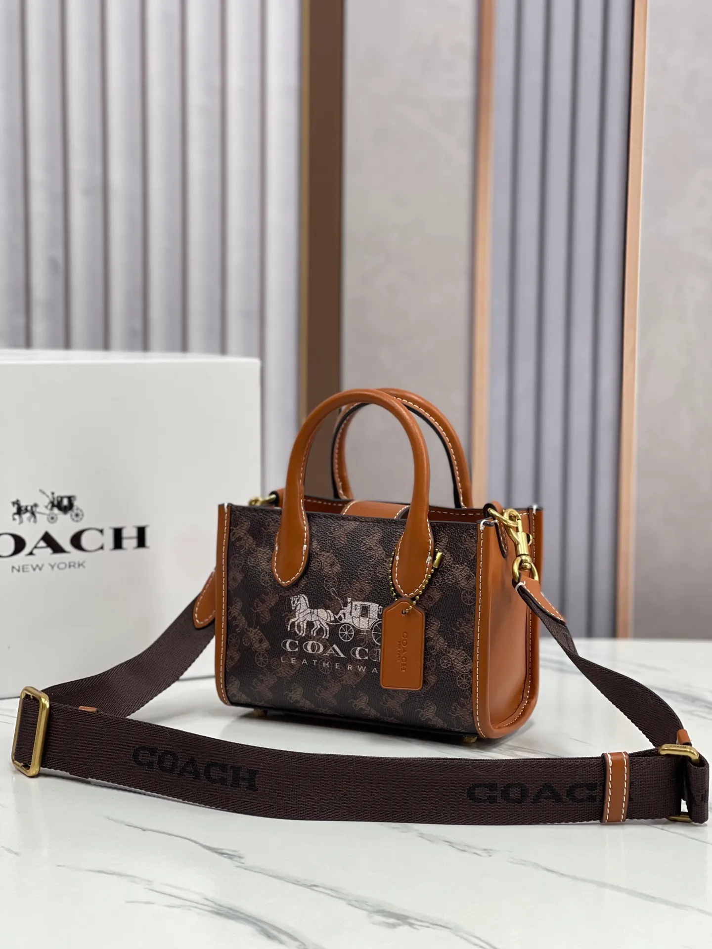 Top original order p420💰coach/Coach new small size model CT890/CT891 counter new ACE carriage pattern women's tote bag single shoulder crossbody handheld tote bag double shoulder strap design size: 18·13·8