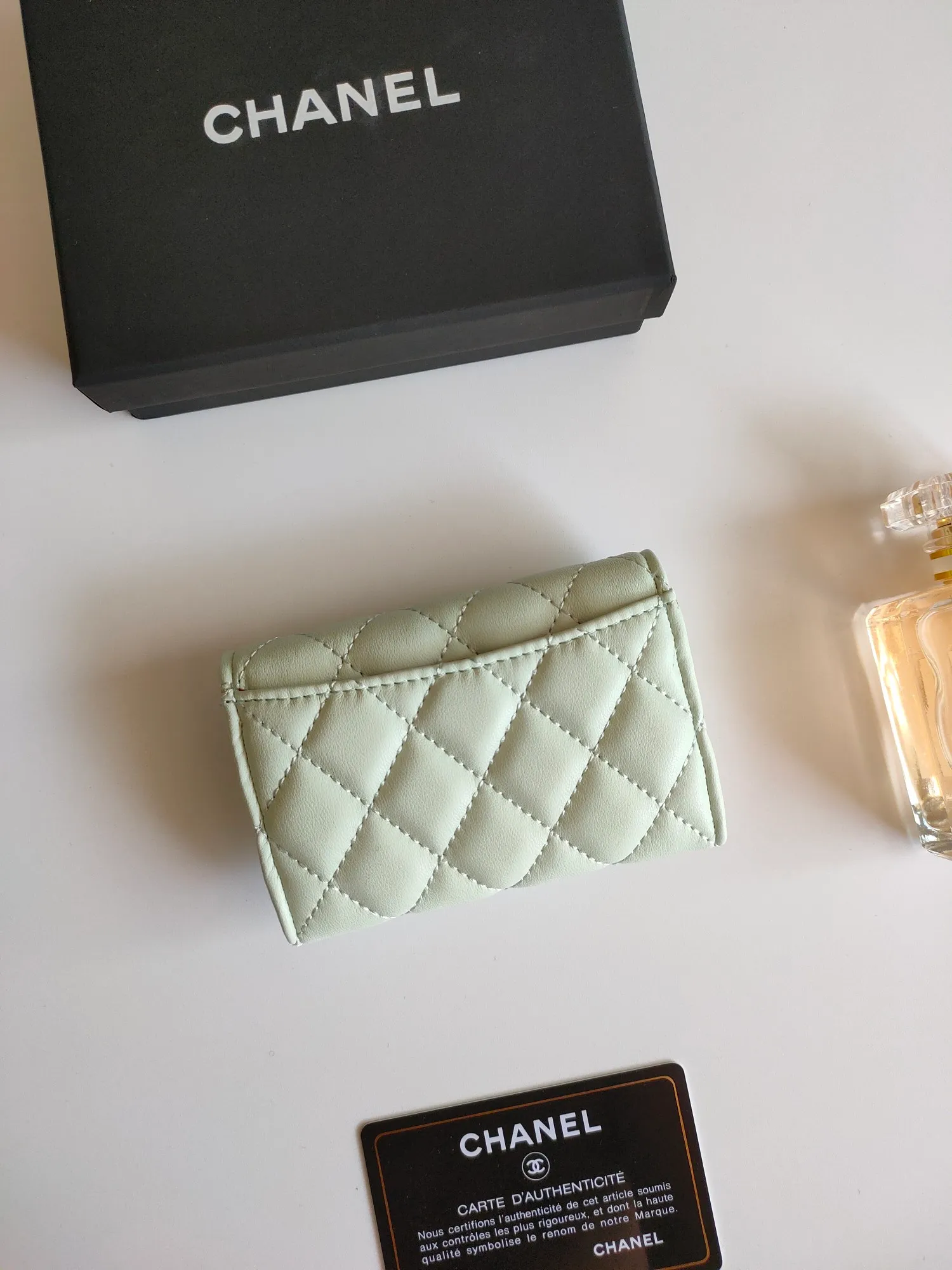 ￥110 CHANEL Chanel classic flap card holder. Imported sheepskin and caviar cowhide, card holder and coin purse integrated, with slip pocket on the back, model number: AP448, size: 7.5 × 11.3 × 2.1 cm