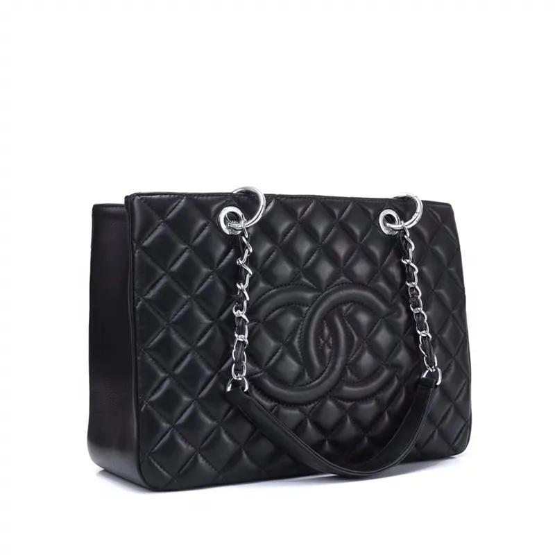 💰480￥Chanel👄👄gst Chanel Hampus Shopping Bag Original imported sheepskin from France👍👍Top-grade original hardware 💃💃Don’t pick anyone, anyone can carry it with style 💄💄It’s stylish when you carry it on your back Dimensions: 34.5x25.5x14 Style No.: 50995