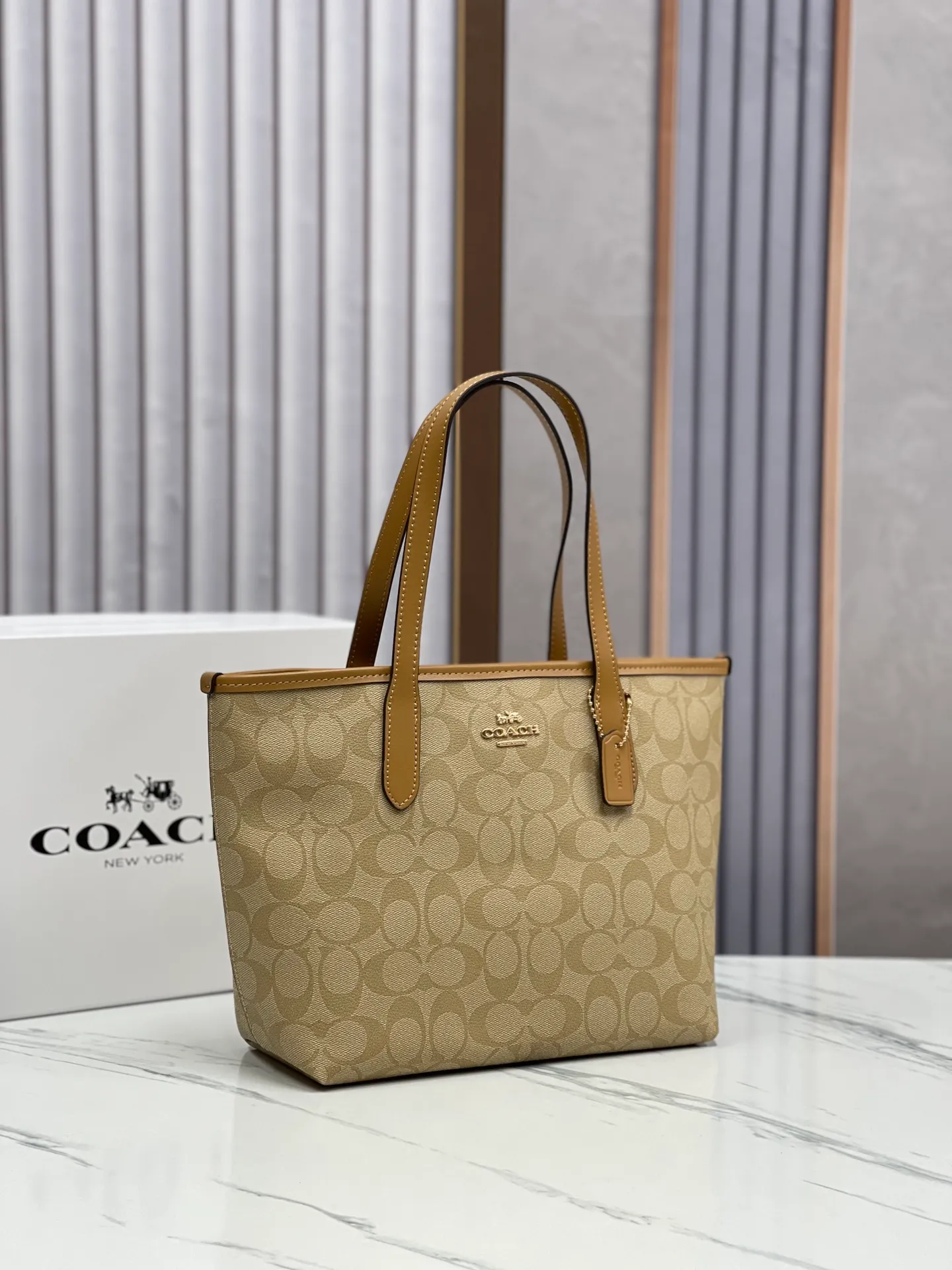 Top original order batch 340💰coach/Coach new new product CN733 CN183 Latest carriage mini double-sided tote bag shopping bag top original order batch VC with leather CITY classic logo coated canvas with smooth leather details. Internal zip pocket. Size 23·11·20.5
