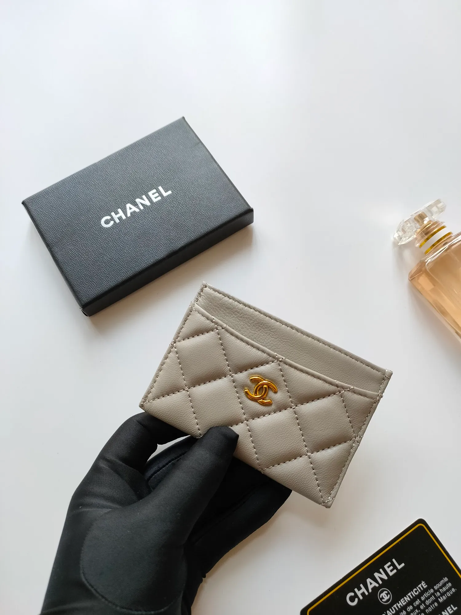 💰90 CHANEL Chanel counter style classic card holder👍Model number: AP446 Size: 7.5×11.2×0.5cm Sheepskin inside and outside😍😍Fine workmanship and high-end quality