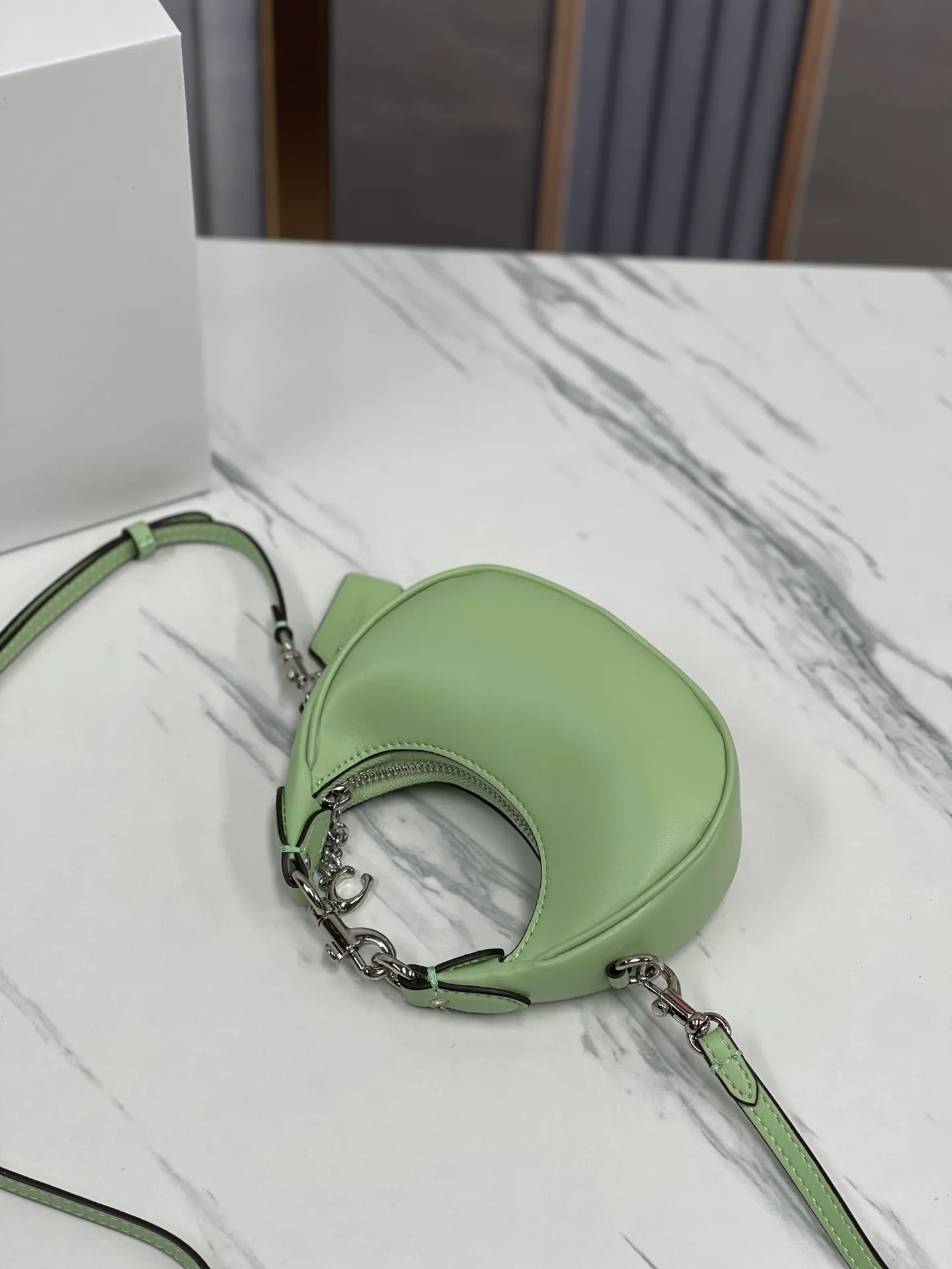 Batch 360💰Coach’s new women’s mini dumpling bag model: CR506 wrist bag, shoulder crossbody retro half-moon bag jonie armpit bag, size: 15*7*6