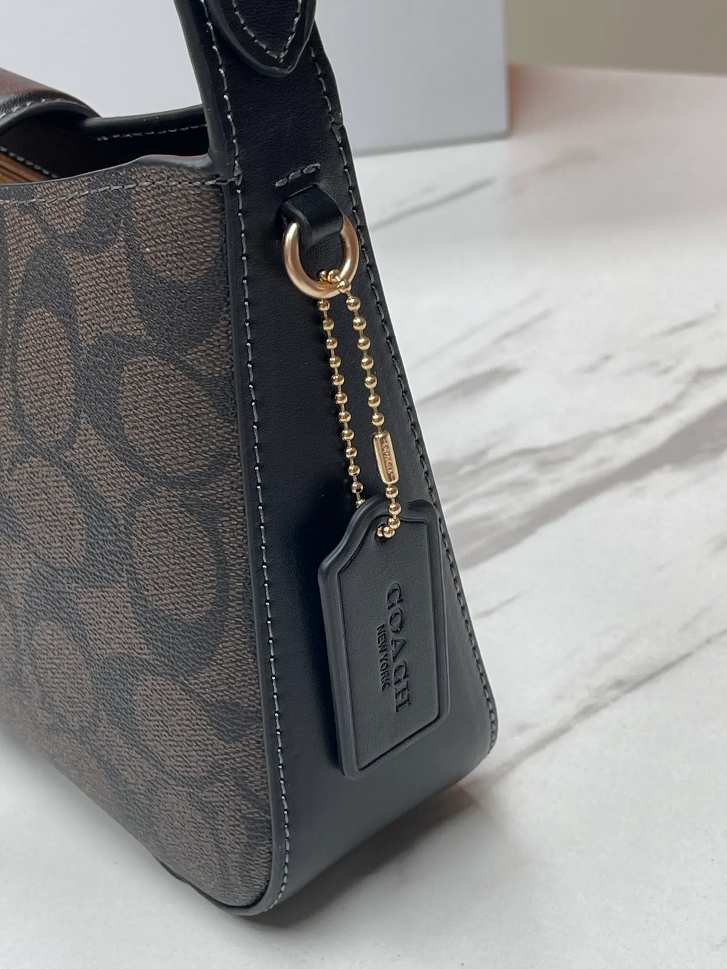 Top original order p400💰Coach counter new Eliza hobo armpit bag, model CR528. Size 25X6X17
