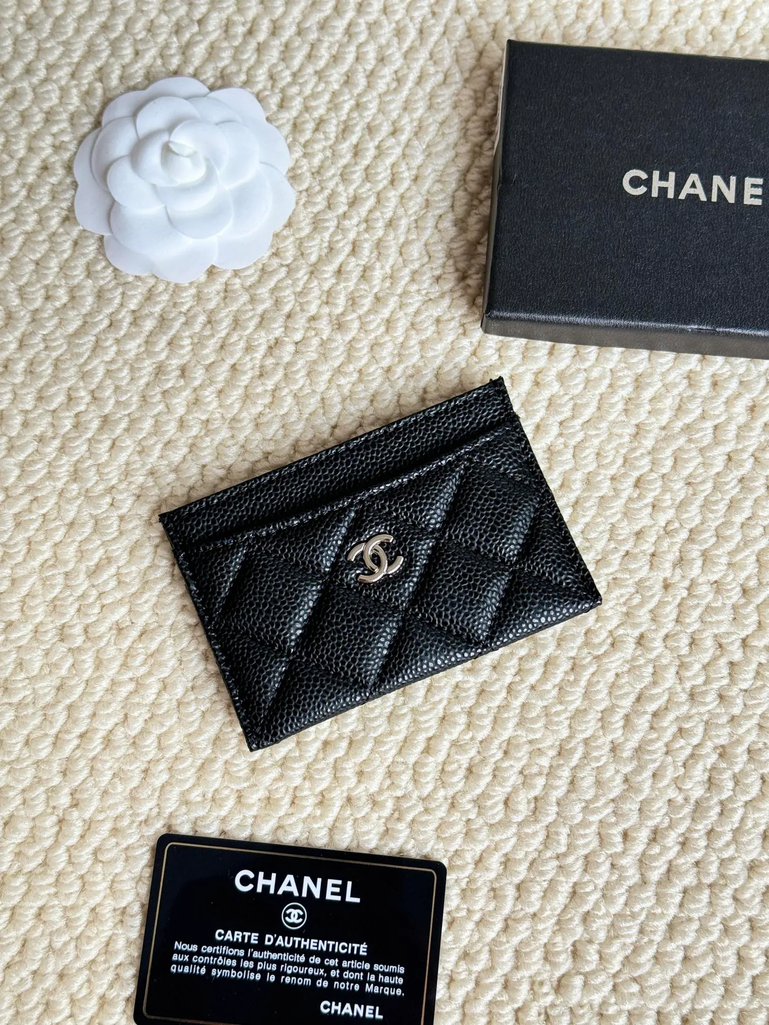 💰100Chanel Chanel counter classic card holder Model number: AP456 Made of cowhide caviar, a classic and timeless mini card holder. Super cute😍 Size: 7.5×11.2×0.5cm Fine workmanship and high-end quality