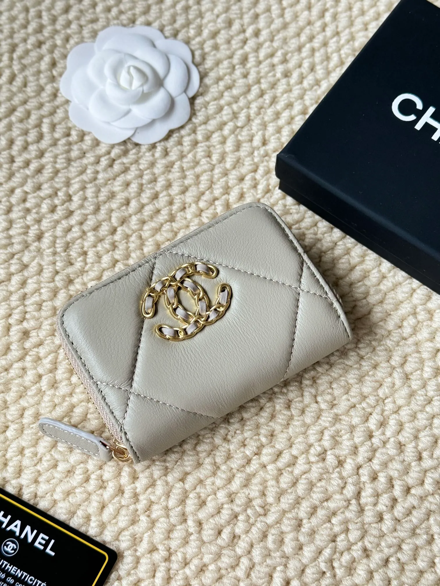 💰130Chanel card holder❤Coin purse️❤️Full leather inside and outside. Counter style. Impeccable workmanship details. Adhere to high quality. Style number: P1920 Size: 11.5x8cm