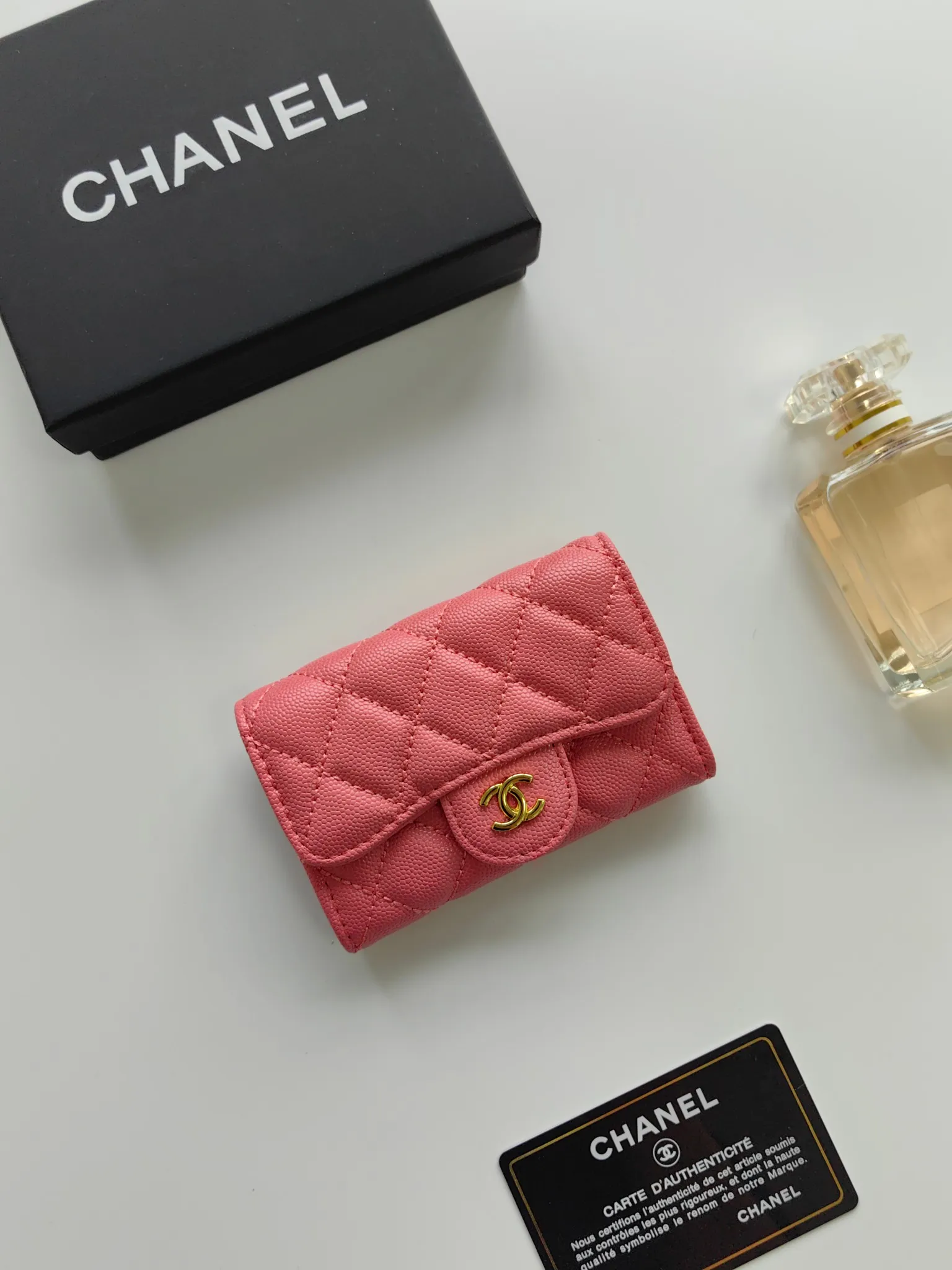 ￥110 CHANEL Chanel classic flap card holder. Imported sheepskin and caviar cowhide, card holder and coin purse integrated, with slip pocket on the back, model number: AP448, size: 7.5 × 11.3 × 2.1 cm