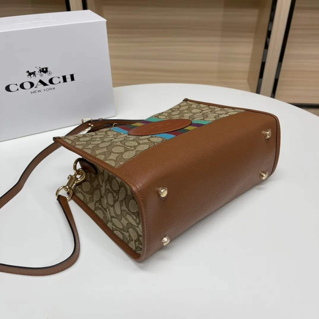 Top original order 400 in batches💰. Coach/Coach new model: 5794 new Dempsey series tote bag, single shoulder crossbody bag, printed canvas fabric, fashionable and versatile style ~ length 30 height 23 width 13cm🌸