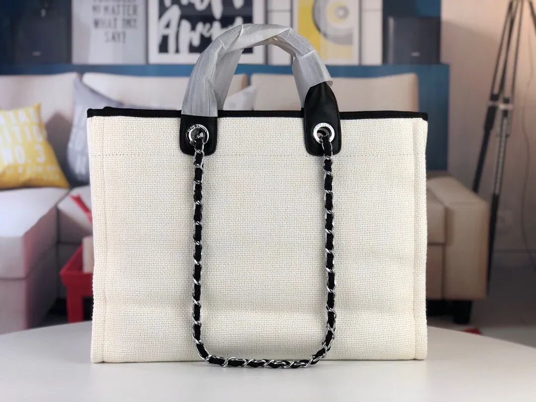 💰400￥Chanel👍🏻Original single fabric, soft and comfortable, high quality, Greek series, latest color handle canvas beach bag, hand shopping bag, new silk thread embroidery logo, size: 38.30.18, style number: 67178-4