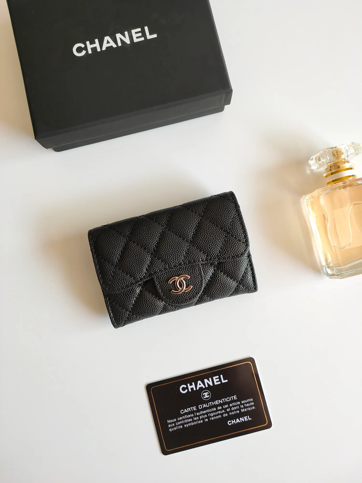 ￥130 CHANEL Chanel classic flap card holder. Imported sheepskin and caviar cowhide, card holder and coin purse integrated, with slip pocket on the back, model number: AP448, size: 7.5 × 11.3 × 2.1 cm