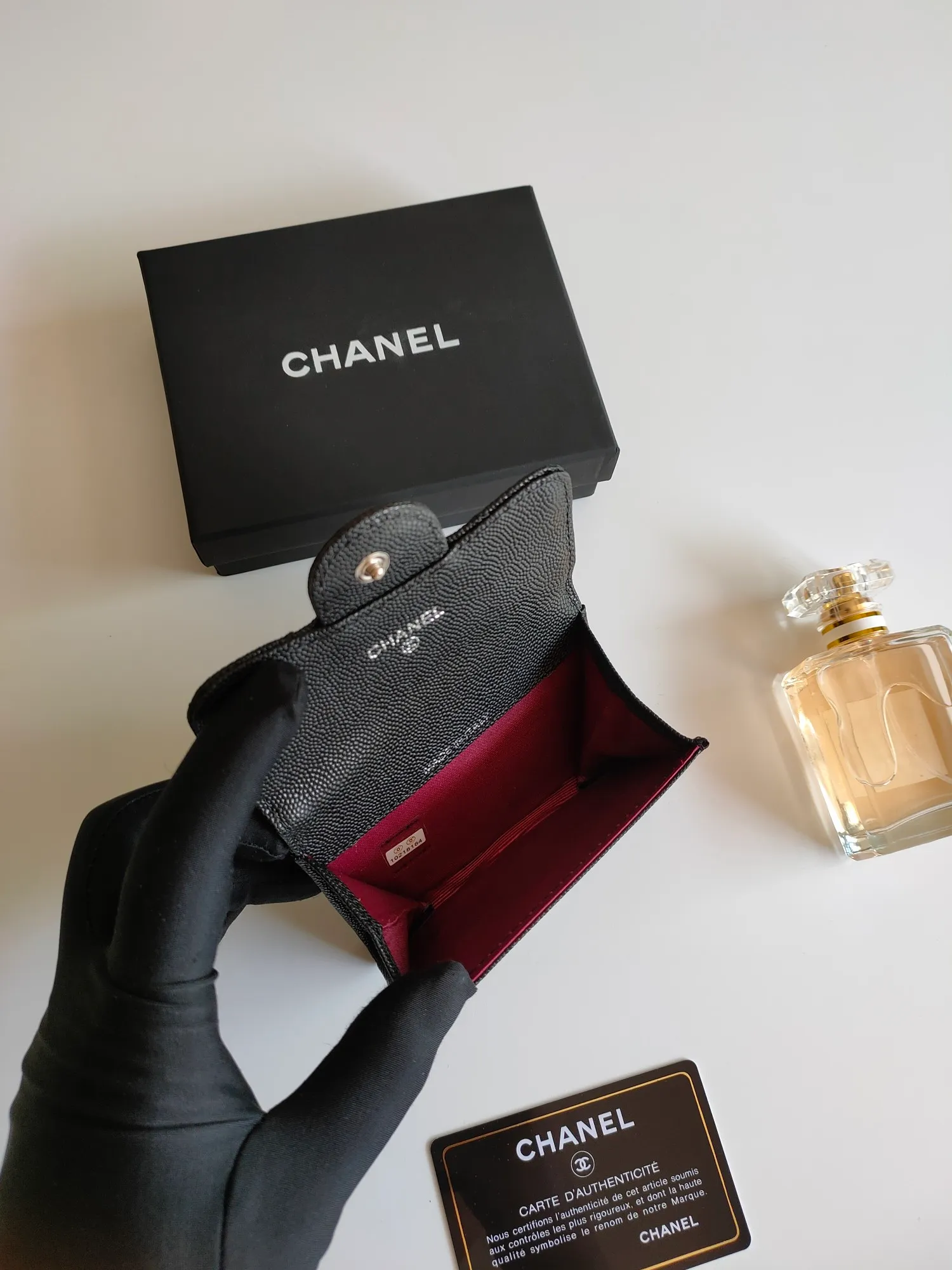 ￥130 CHANEL Chanel classic flap card holder. Imported sheepskin and caviar cowhide, card holder and coin purse integrated, with slip pocket on the back, model number: AP448, size: 7.5 × 11.3 × 2.1 cm