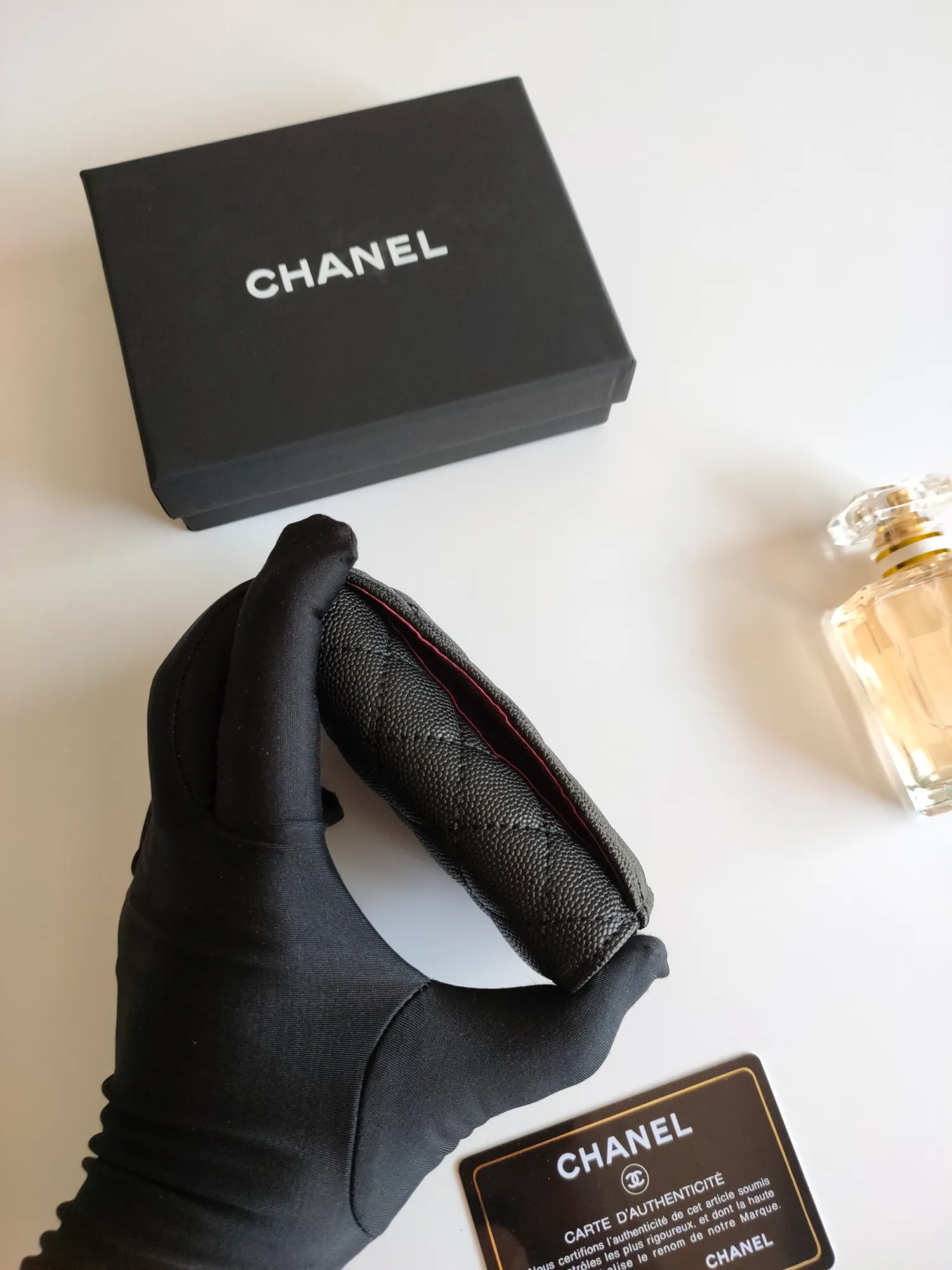 ￥130 CHANEL Chanel classic flap card holder. Imported sheepskin and caviar cowhide, card holder and coin purse integrated, with slip pocket on the back, model number: AP448, size: 7.5 × 11.3 × 2.1 cm