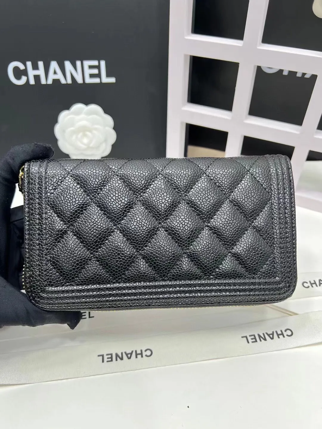Upgraded version💋leboy series small grain ball grain cowhide vs sheepskin🍃gold and silver buckle.Chanel 🆕new color snap button 20% off long wallet, [satisfied][satisfied] original order quality exquisite lock buckle, exquisite stitching workmanship 8 card slots with the latest packaging 80286🍃Size: 19cm💰180