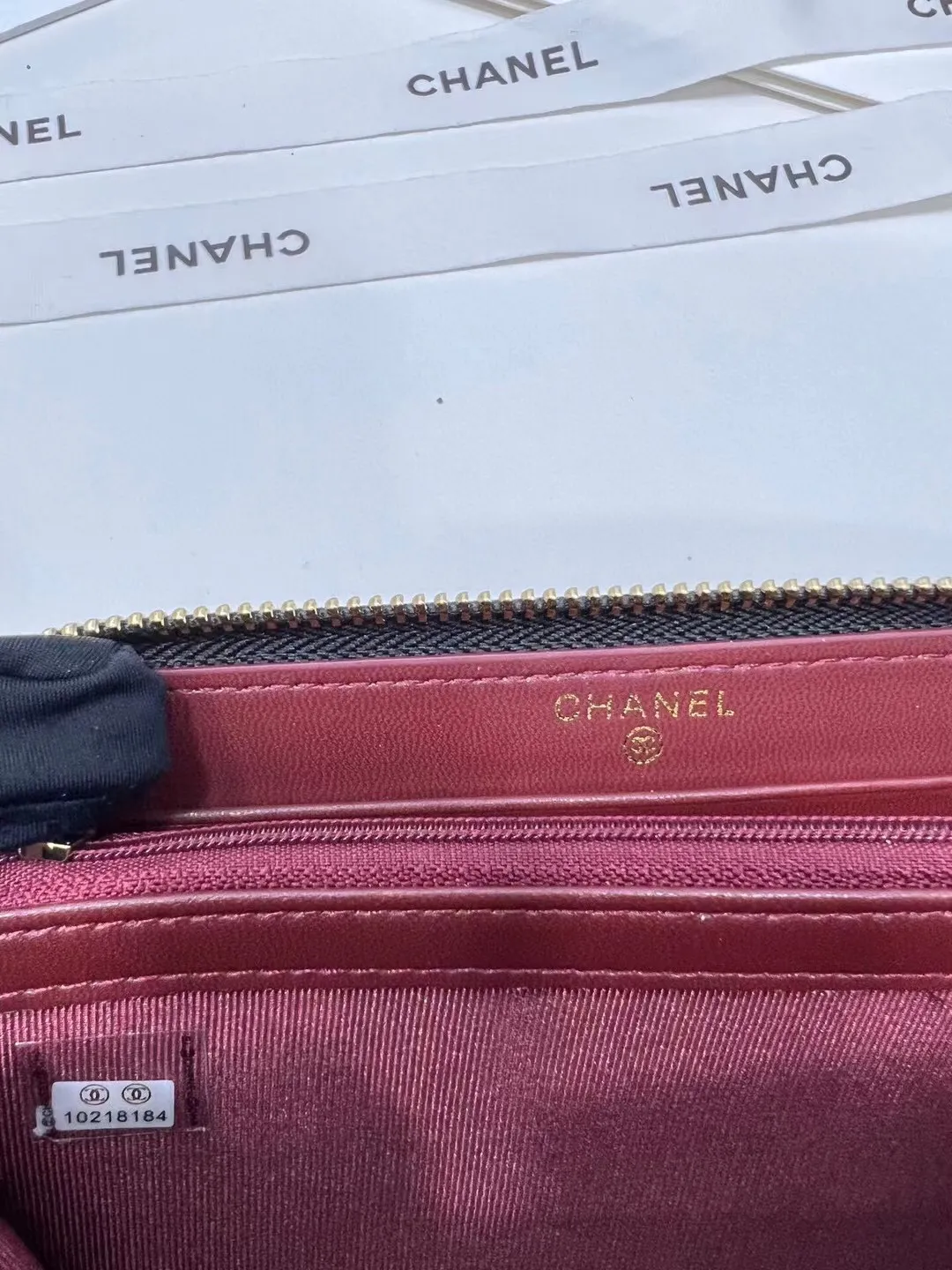 Upgraded version💋leboy series small grain ball grain cowhide vs sheepskin🍃gold and silver buckle.Chanel 🆕new color snap button 20% off long wallet, [satisfied][satisfied] original order quality exquisite lock buckle, exquisite stitching workmanship 8 card slots with the latest packaging 80286🍃Size: 19cm💰180