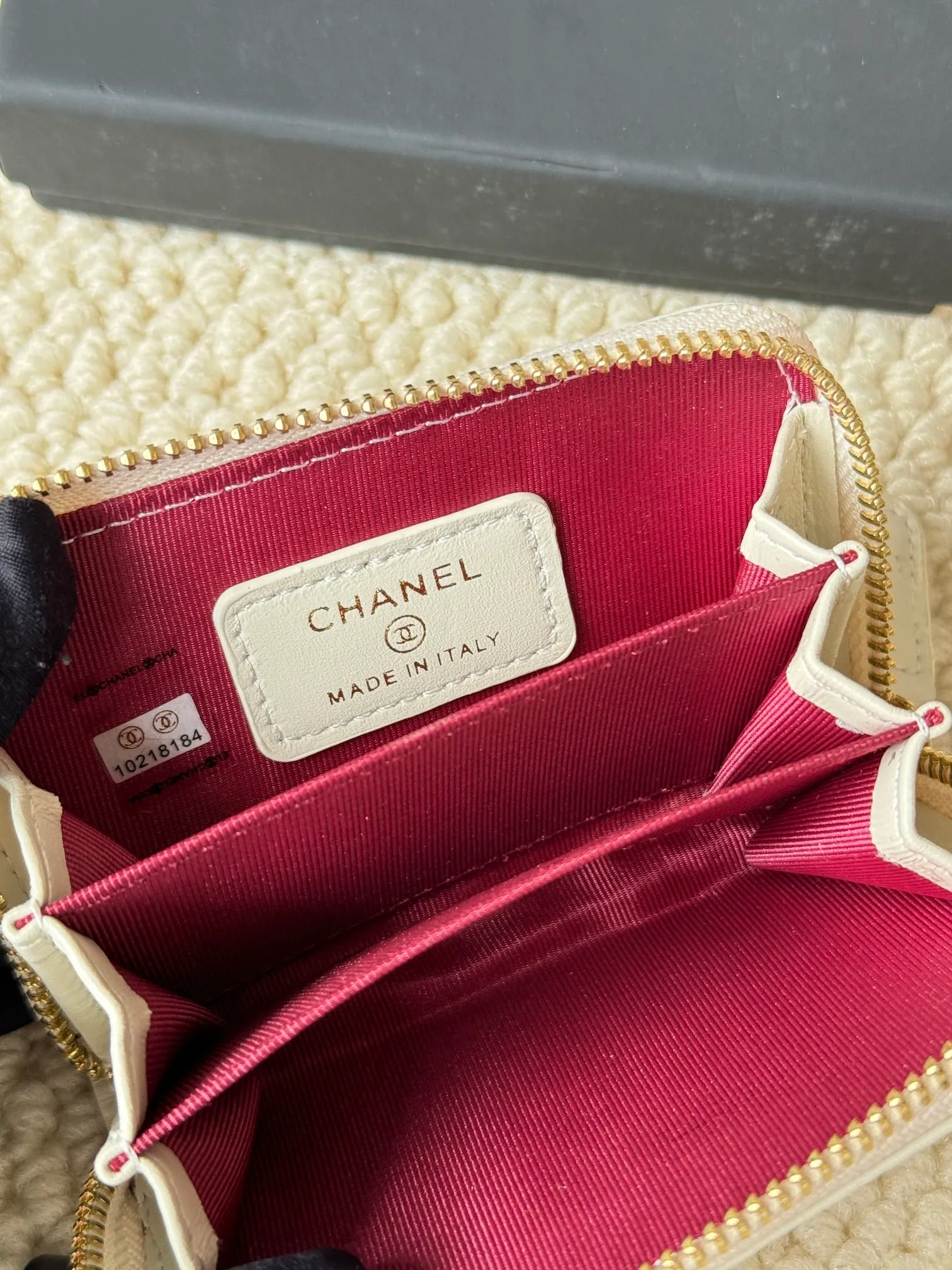 💰120 Style number: AP462 Chanel sheepskin series Chanel card holder ❤Coin purse️❤️ Counter style Impeccable workmanship details Adhere to high quality Size: 10x9cm