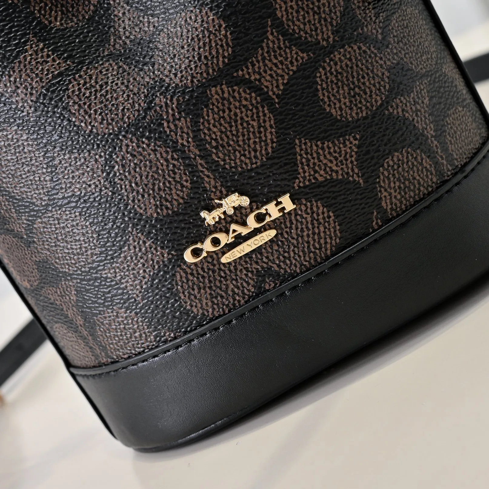 Style number: CW299 Size: 14*16.5*9cm