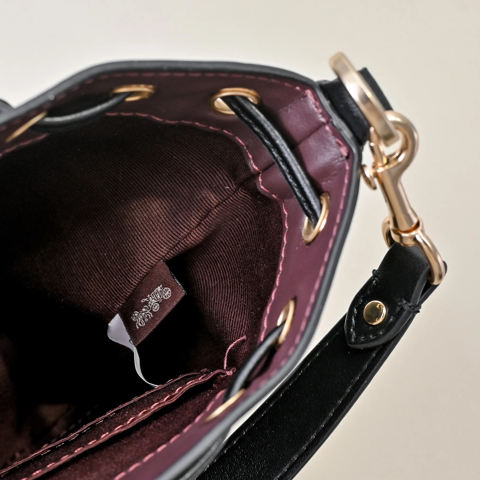 Style number: CW299 Size: 14*16.5*9cm