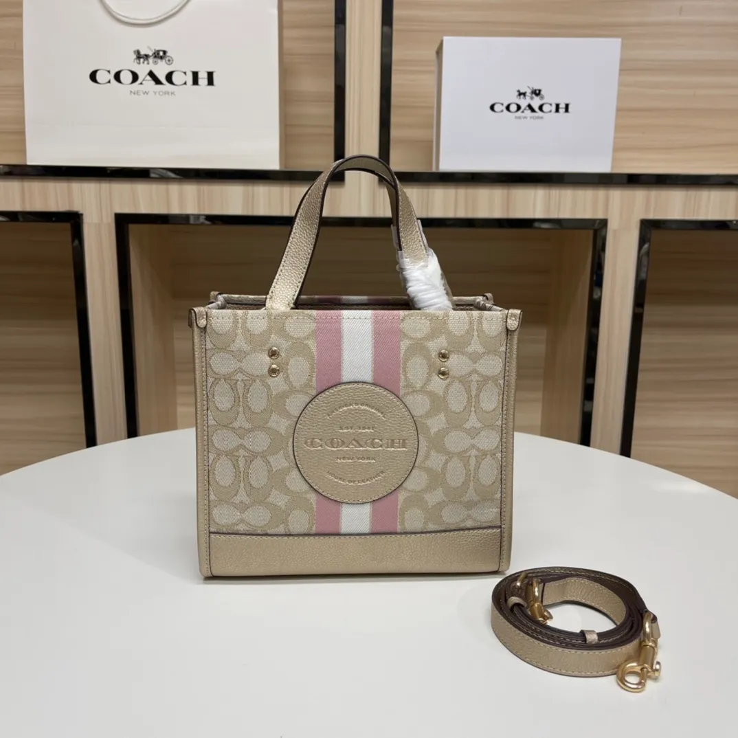 Top original order batch 400💰coach/Coach new color field 22 small portable cross-body shopping bag, fashionable European and American, Mini 22 unique redwood color soothing warm tones a winter color super gentle Dempsey Chambray series no one is unfamiliar with classic style color matching in different seasons Model CG096 size: 22*20*12 cm,