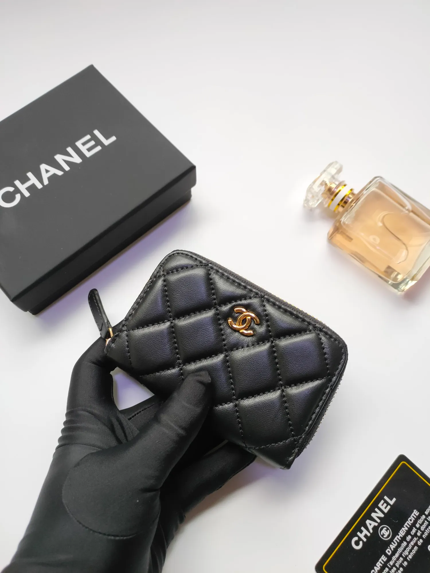 ￥110 Chanel card holder❤Coin purse️❤️Full leather inside and outside. Counter style. Impeccable workmanship details. Adhere to high quality. Style number: AP452 Size: 10x9cm