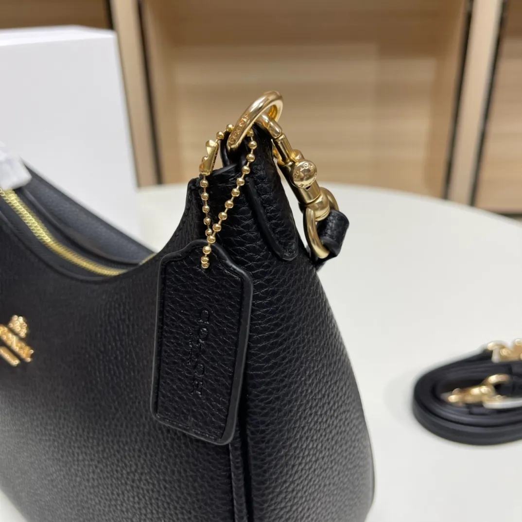 Top original order batch 430💰COACH/Coach official outlet style women's leather college style single shoulder crossbody handbag armpit bag. Model CJ517. 29 X23 X23