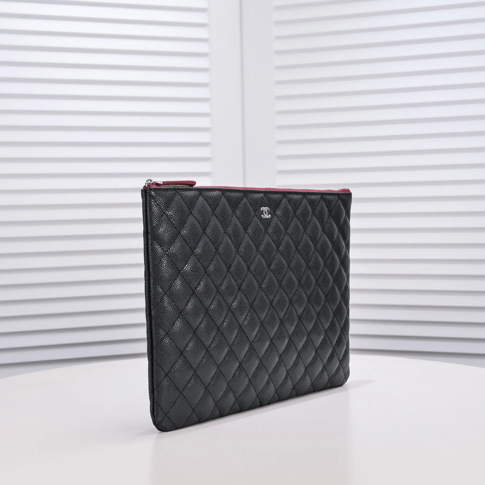 💰340￥Silver buckle with box Chanel/Chanel🔥 ⚡⚡The latest cowhide caviar rhombus handbag from the official website👏👏more fashionable and trendy📢 📢It looks more noble and generous when you get it💗💗Synchronized with all major counters🎀🎀Size: 34*24cm Style number: 80573