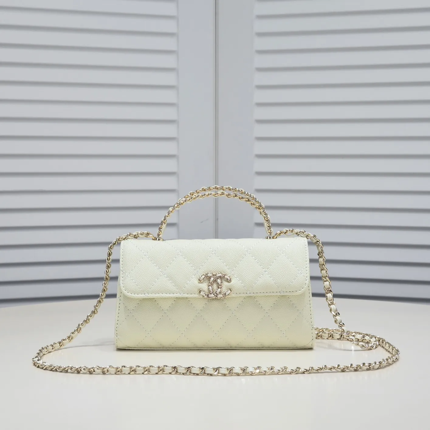 💰360￥Chane1🔍23p Chanel Dark Horse Kelly long handle bag 🤍Model: 9100 💕Material: Lychee cowhide 💎Super authentic, long shape, can hold mobile phone, easy to use, no matter hand drawn or diagonal, it is easy to see oDark Horse?⚜️Come and get it 🌷size: 19x10x4.5cm