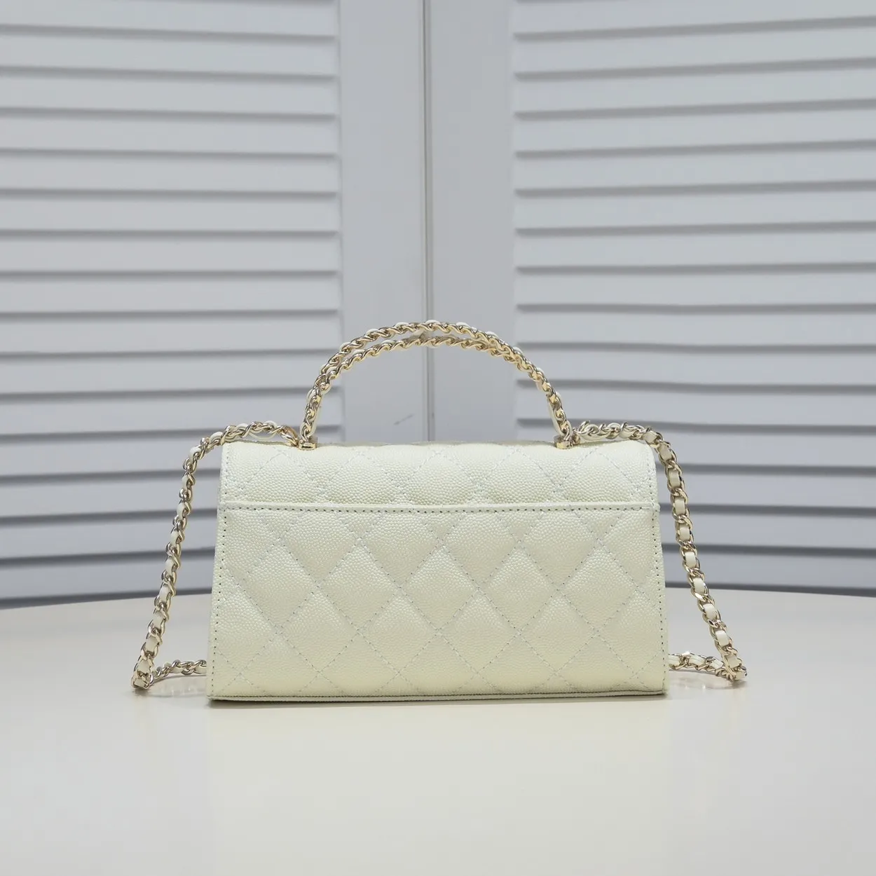 💰360￥Chane1🔍23p Chanel Dark Horse Kelly long handle bag 🤍Model: 9100 💕Material: Lychee cowhide 💎Super authentic, long shape, can hold mobile phone, easy to use, no matter hand drawn or diagonal, it is easy to see oDark Horse?⚜️Come and get it 🌷size: 19x10x4.5cm