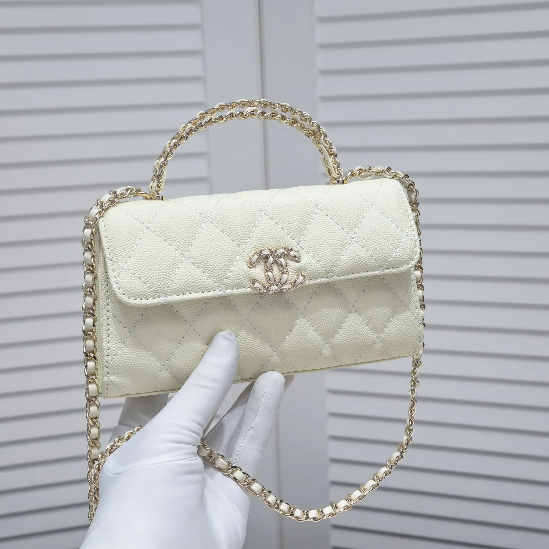 💰360￥Chane1🔍23p Chanel Dark Horse Kelly long handle bag 🤍Model: 9100 💕Material: Lychee cowhide 💎Super authentic, long shape, can hold mobile phone, easy to use, no matter hand drawn or diagonal, it is easy to see oDark Horse?⚜️Come and get it 🌷size: 19x10x4.5cm