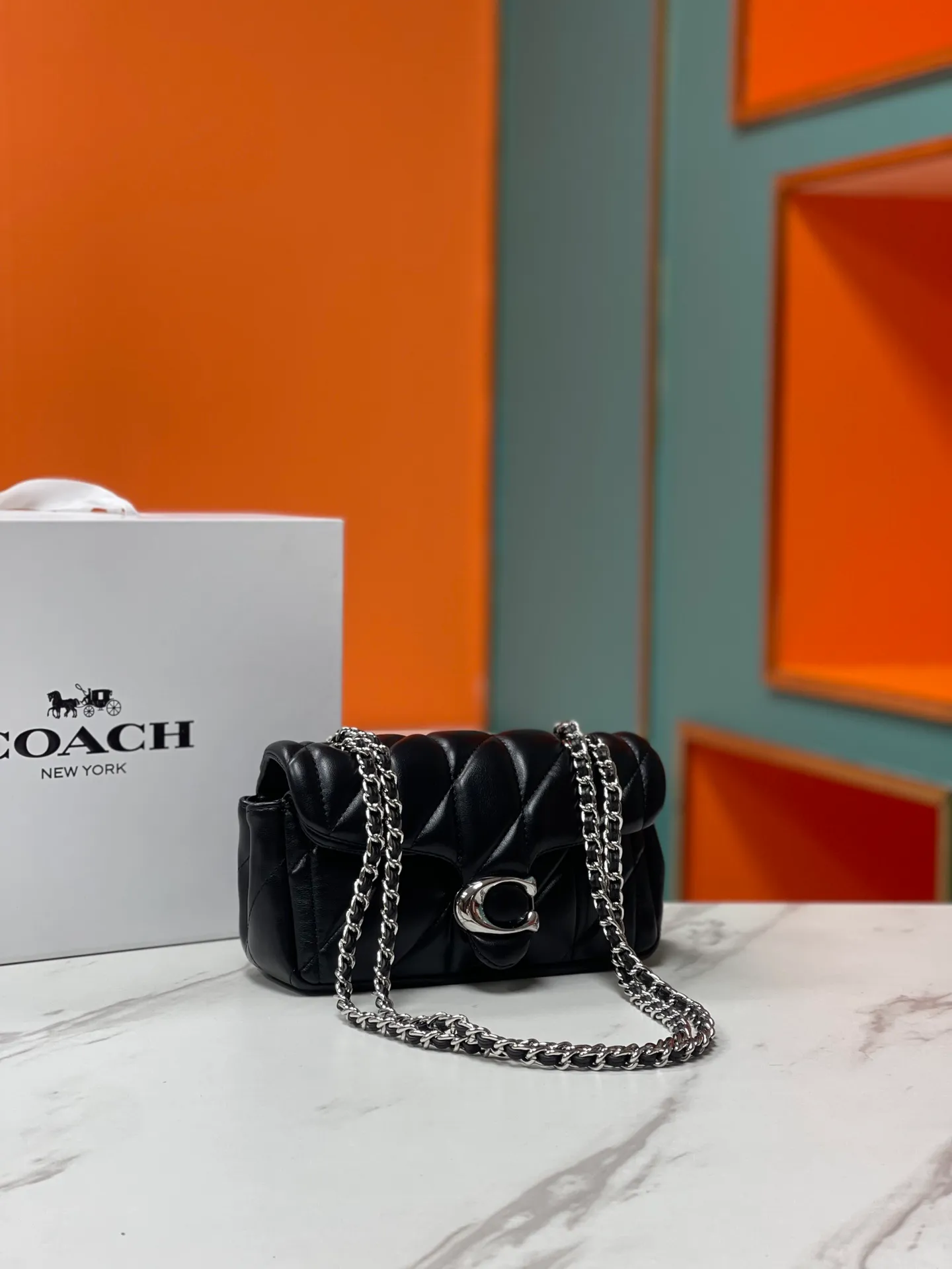 Top original order, batch 460💰Coach new product model CP398 quilting tabby chain tabby with quilting technology, cool dark buckle, low-key and high-end silver buckle. Choose the size and color you like. Size 21/10