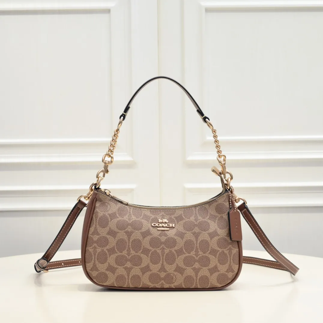 P260 [Top original order] Style number: CV993 Size: 24.5*15.5*7.5cm