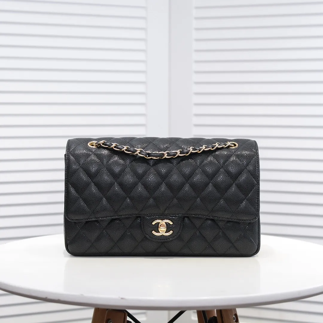 💰480￥[Color] Chanel [Color] Century classic, carefully crafted with exquisite workmanship in every stitch and thread, imported caviar cowhide with original hardware, full rhombus 💯The shape and softness of the whole bag are particularly perfect 👍👍😔😔Classic and irresistible, size: 30X18X8cm, style number: 1113