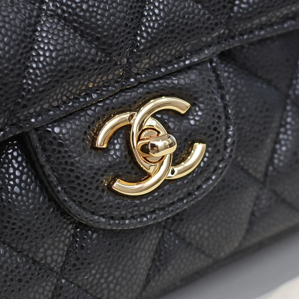 💰480￥[Color] Chanel [Color] Century classic, carefully crafted with exquisite workmanship in every stitch and thread, imported caviar cowhide with original hardware, full rhombus 💯The shape and softness of the whole bag are particularly perfect 👍👍😔😔Classic and irresistible, size: 30X18X8cm, style number: 1113