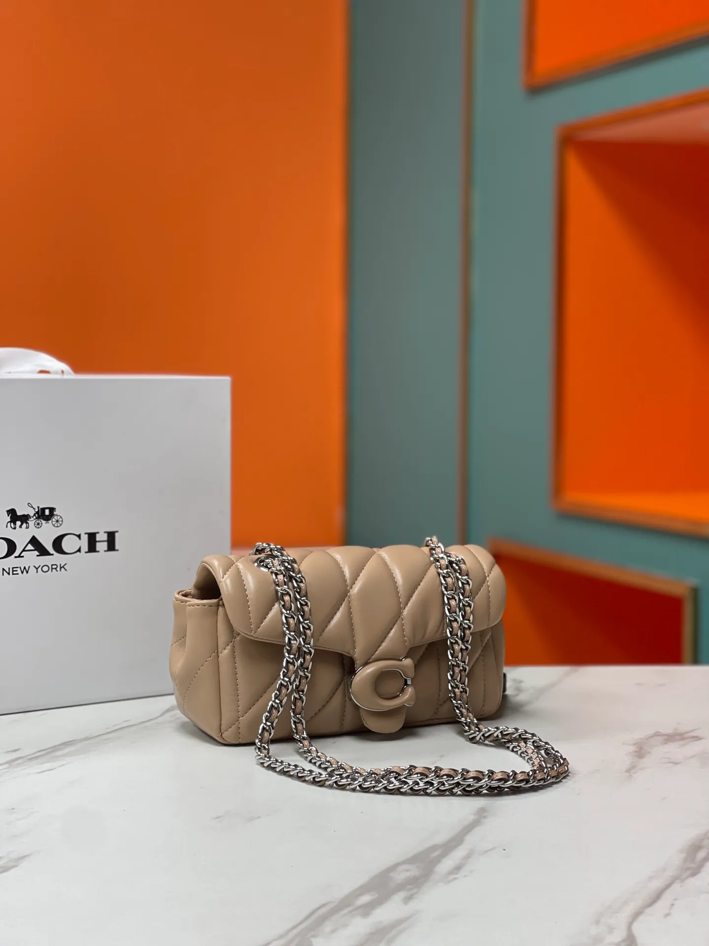 Top original order, batch 460💰Coach new product model CP390 quilting tabby chain tabby with quilting technology, cool buckle, low-key and high-end. Choose the size and color you like. Size 21/10