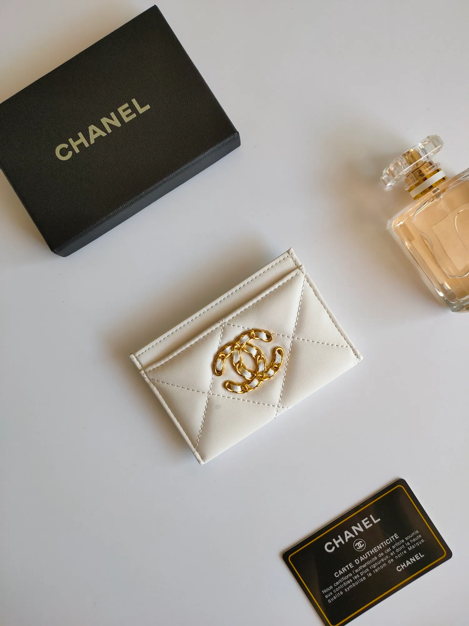 💰90 CHANEL Chanel counter new card holder👍Model number: AP2354 Size: 7.5 × 11.2 × 0.5 cm 😍😍Fine workmanship and high-end quality