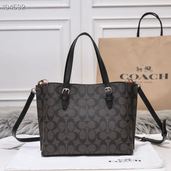 P340 [Top original order] Coach's new Mollie tote tote bag, small size c4250. Small tote bags are very popular recently~ It has a tote shape and is very delicate and compact. The presbyopic color is particularly classic, and the compartment has a zipper, which is very practical! Size:25*19*12cm