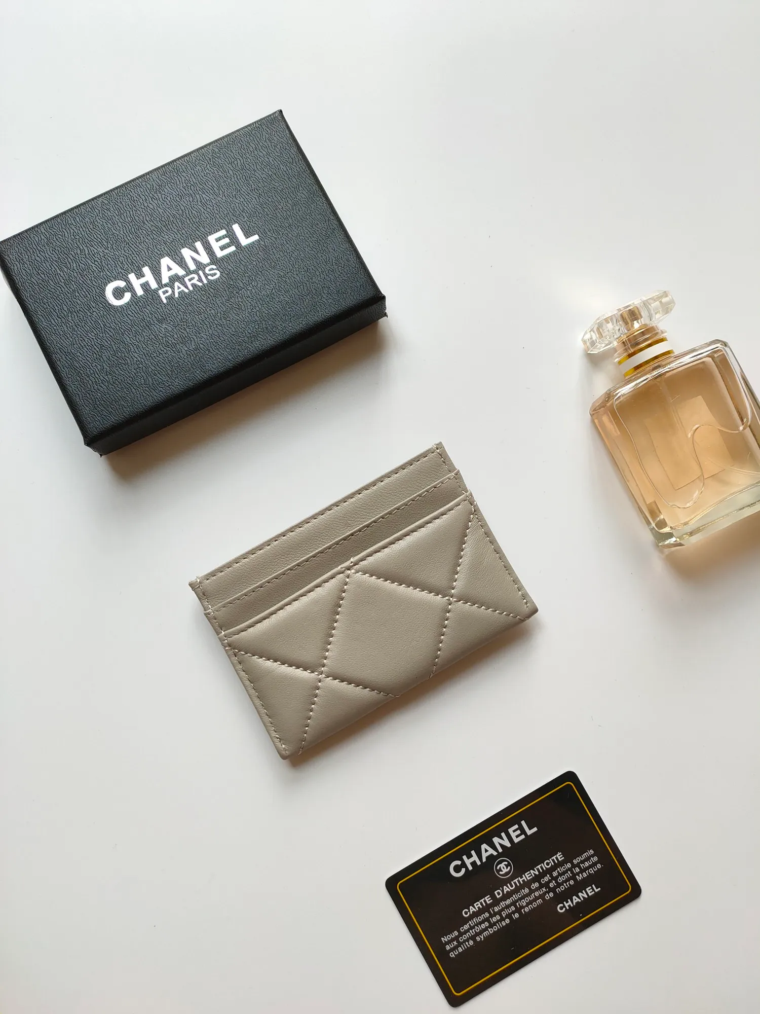 💰90 CHANEL Chanel counter new card holder👍Model number: AP2354 Size: 7.5 × 11.2 × 0.5 cm 😍😍Fine workmanship and high-end quality
